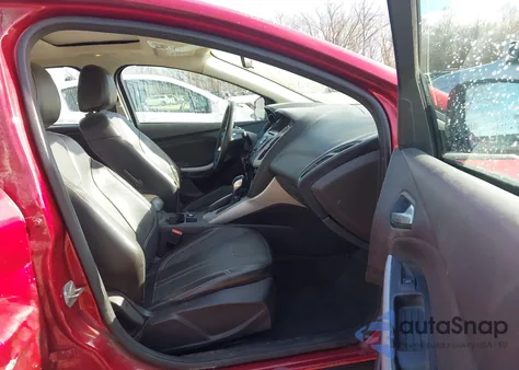 2014 Ford Focus Se from USA, damaged, VIN 1FADP3F23EL161817